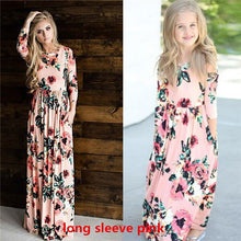 Load image into Gallery viewer, Mother Daughter Dress Long Sleeve Family Matching Outfits Mommy and Me Floral Long Maxi Dresses Family Match Beach Dress D0906
